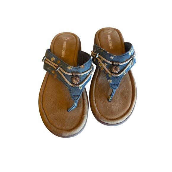 Minnetonka Womens 11M Denim Floral Sandals With Metal Accents - Picture 1 of 5